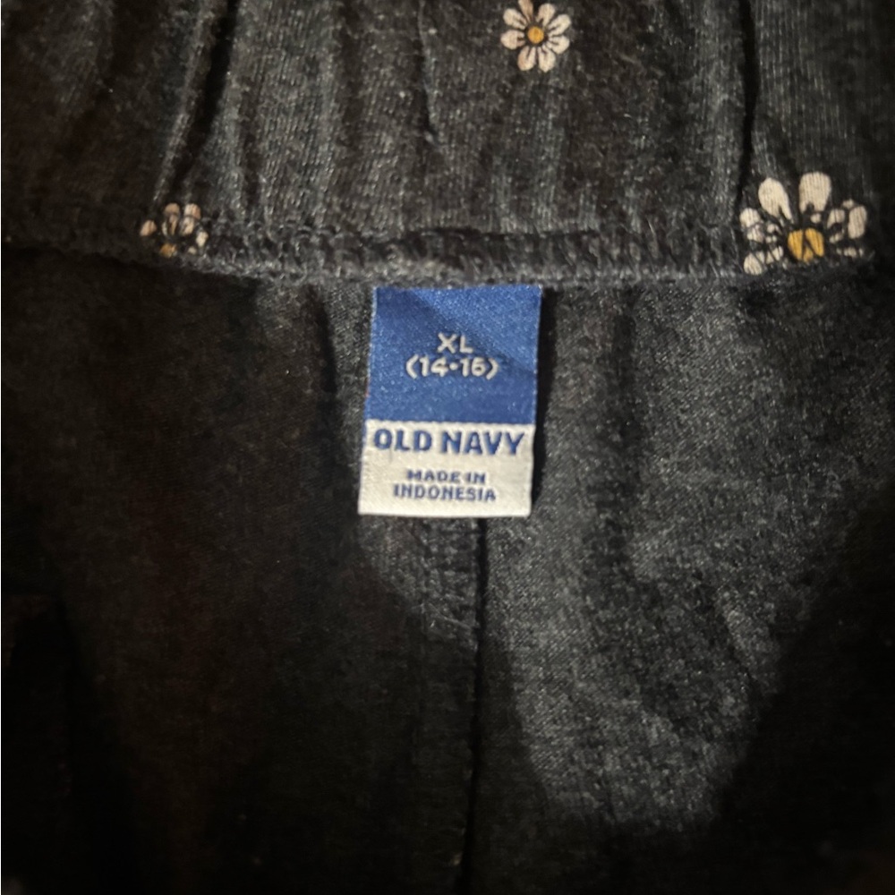 Old Navy Dark Gray Skirt with Floral Design